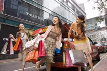 Những thiên đường mua sắm sầm uất dịp năm mới