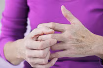 Ngăn ngừa viêm khớp, tránh 8 thực phẩm sau ngay từ bây giờ