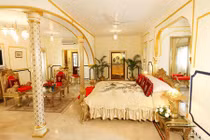 Nội thất xa xỉ trong phòng khách sạn đắt nhất thế giới 