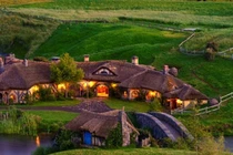 Những ngôi nhà bom tấn giờ thế nào?