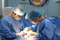 Ung thư tinh hoàn tăng đột biến ở người trẻ: Chữa khỏi nếu phát hiện sớm