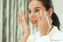 Bí quyết dưỡng da của Tân Hoa hậu Hoàn vũ với những thứ khá rẻ tiền