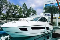 Khách mua nhà Vinhomes Central Park được tặng du thuyền triệu đô nào?