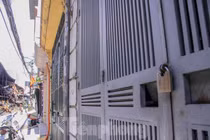 Nhiều hộ dân phải đi thuê trọ, sống tạm bợ sau vụ cháy Cty Rạng Đông