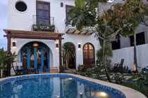 Đắm mình trong ngôi nhà mang phong cách Địa Trung Hải ở Hội An