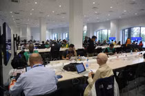 Vừa khai mạc World Cup, FIFA đã khiến phóng viên nổi giận