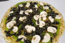 Những món bánh pizza kỳ lạ nhất liệu bạn có dám thử?