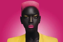 Mê hoặc vẻ đẹp của cô người mẫu da “đen như than"