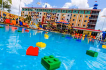 Khám phá khách sạn lego lớn nhất thế giới