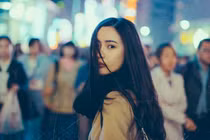 Đàn bà đi qua tổn thương: Chỉ mong lòng không còn biến động