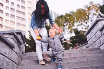 Giao con cho nhà chồng cũ giờ đòi lại khó quá