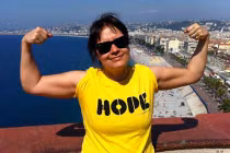 Người phụ nữ trẻ nhất mắc ung thư đại tràng 