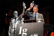 Bánh pizza chống ung thư, nhiệt độ của bìu giành giải Ig Nobel 2019