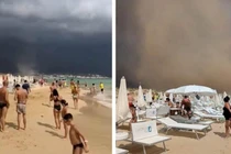 Video: Lốc xoáy lớn xuất hiện trên bãi biển Italy 