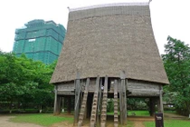 Những kiểu nhà tre ấn tượng của Việt Nam trên báo Mỹ