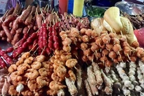 Những gánh hàng rong, quán vỉa hè hái ra tiền trên phố 