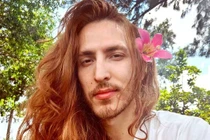 Thanh niên dành 7 năm nuôi tóc dài 60 cm, mượt mà kinh ngạc