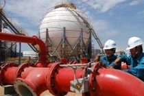 Ưu đãi khủng, lỗ lớn của nhà máy lọc dầu Dung Quất