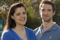 Kỳ diệu: Sinh đôi sau khi bị ung thư vô sinh