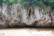 Bí ẩn "Hang Ma" nơi những con cá khổng lồ trú ngụ ở Thanh Hóa