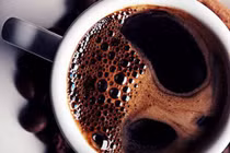 6 loại thực phẩm và đồ uống gây khô da bạn nên tránh