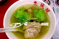 Hãi hùng những món ăn kinh dị của Singapore