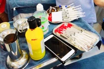 "Tóm" cơ sở phẫu thuật thẩm mỹ không phép trong chung cư Sài Gòn