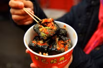 Không ngờ Phượng Hoàng Cổ Trấn lại có những món ngon hấp dẫn này