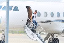 Soi chuyên cơ mới 455 tỷ của Ronaldo