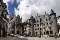 Lặng ngắm kiến trúc Gothic trên đỉnh Bà Nà