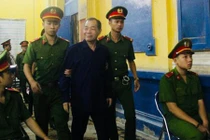 Phó Tổng giám đốc BIDV đã chịu tới phiên tòa Phạm Công Danh-Trầm Bê