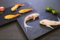 Kinh ngạc nhìn món sushi như cá Koi thật