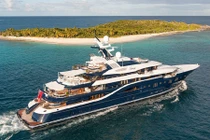 Tận mục siêu du thuyền trăm triệu USD có sân đỗ trực thăng