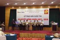 Báo Khoa học & Đời sống trao giải cuộc thi Bí quyết Sống khỏe lần 5