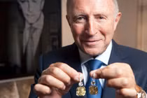 Tài sản đồ sộ của những đại gia kim cương 