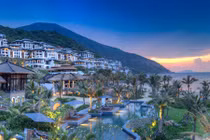 Khu nghỉ dưỡng Việt lọt top những chuỗi khách sạn xa hoa nhất