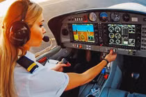 Chiêm ngưỡng nữ phi công Hà Lan gây bão trên mạng xã hội
