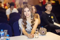 Bí quyết giữ dáng của Phan Hoàng Thu, người tỏ tình Đặng Văn Lâm