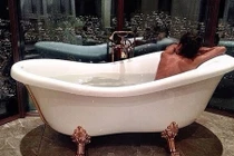 Kiểu khoe của ngông cuồng chỉ có ở Dubai