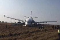 “Mổ” máy bay Thổ Nhĩ Kỳ vừa vỡ toác đầu ở Nepal