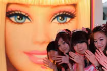 Mãn nhãn nhà hàng búp bê Barbie