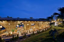 Nhà hàng tre của kiến trúc sư Việt lên báo Mỹ