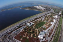 Bên trong trụ sở mới khổng lồ của Facebook