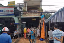 Container tông chết 5 người: Đại tang gia đình ở Tây Ninh