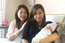 Loạt ảnh siêu đáng yêu về con gái mới sinh của ca sĩ Thanh Thảo