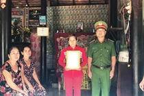 Thăng cấp bậc quân hàm cho chiến sỹ hy sinh khi cứu hộ cứu nạn