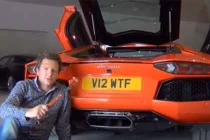 Hình ảnh độc Lamborghini Aventador biến thành lò nướng trong tích tắc