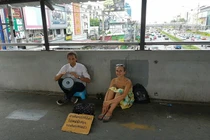 Bác sĩ hé lộ nguyên nhân dù chồng thắt ống dẫn tinh nhưng vợ vẫn mang thai