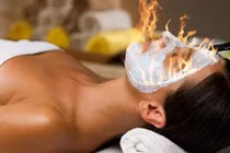 Hãi hùng dịch vụ làm đẹp bằng xương rồng, đốt lửa trên da