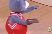 Video: Những con linh vật thể thao “bá đạo” nhất hành tinh